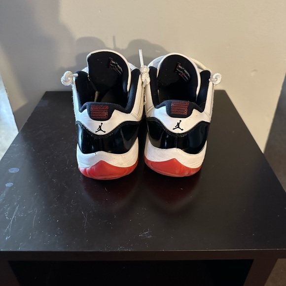 Jordan 11 lows size 8.5 - Picture 3 of 4